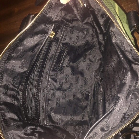 Michael Kors handbag - Picture 4 of 5